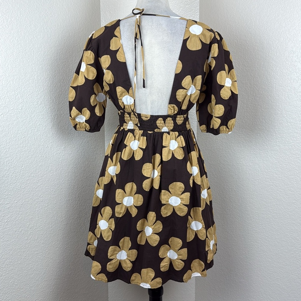 Jacquie The Label TAKE MY HAND FLORAL MINI DRESS Size Small NWT - Picture 5 of 10